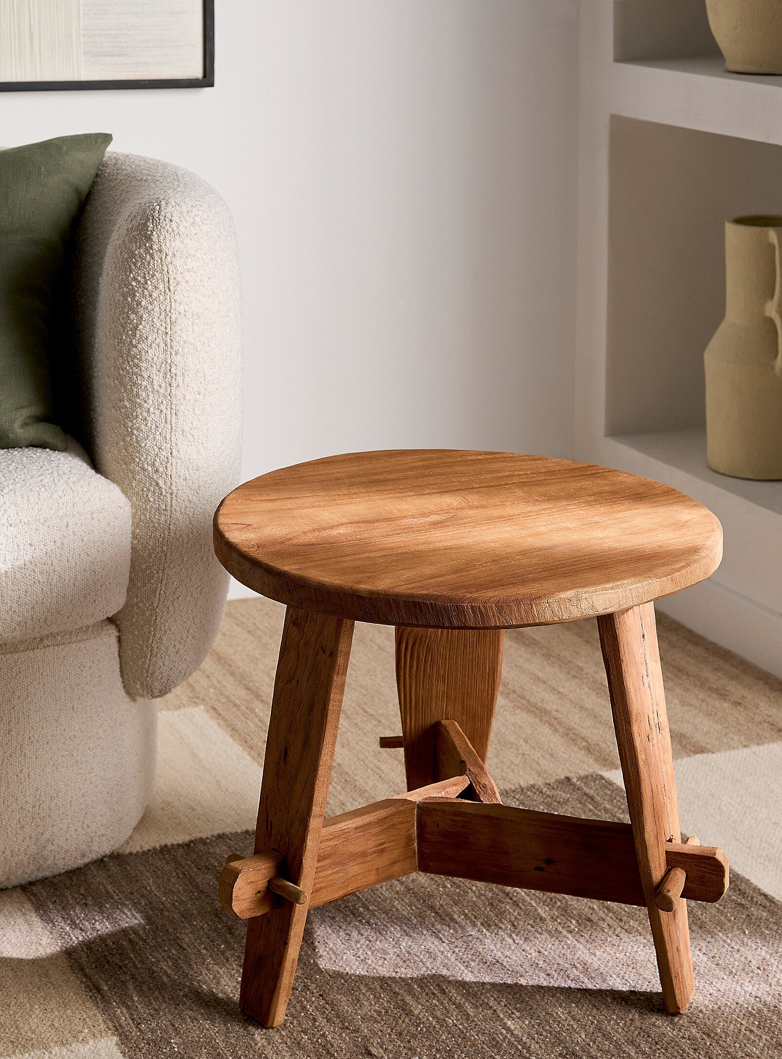 Rembrandt side table in recycled teak