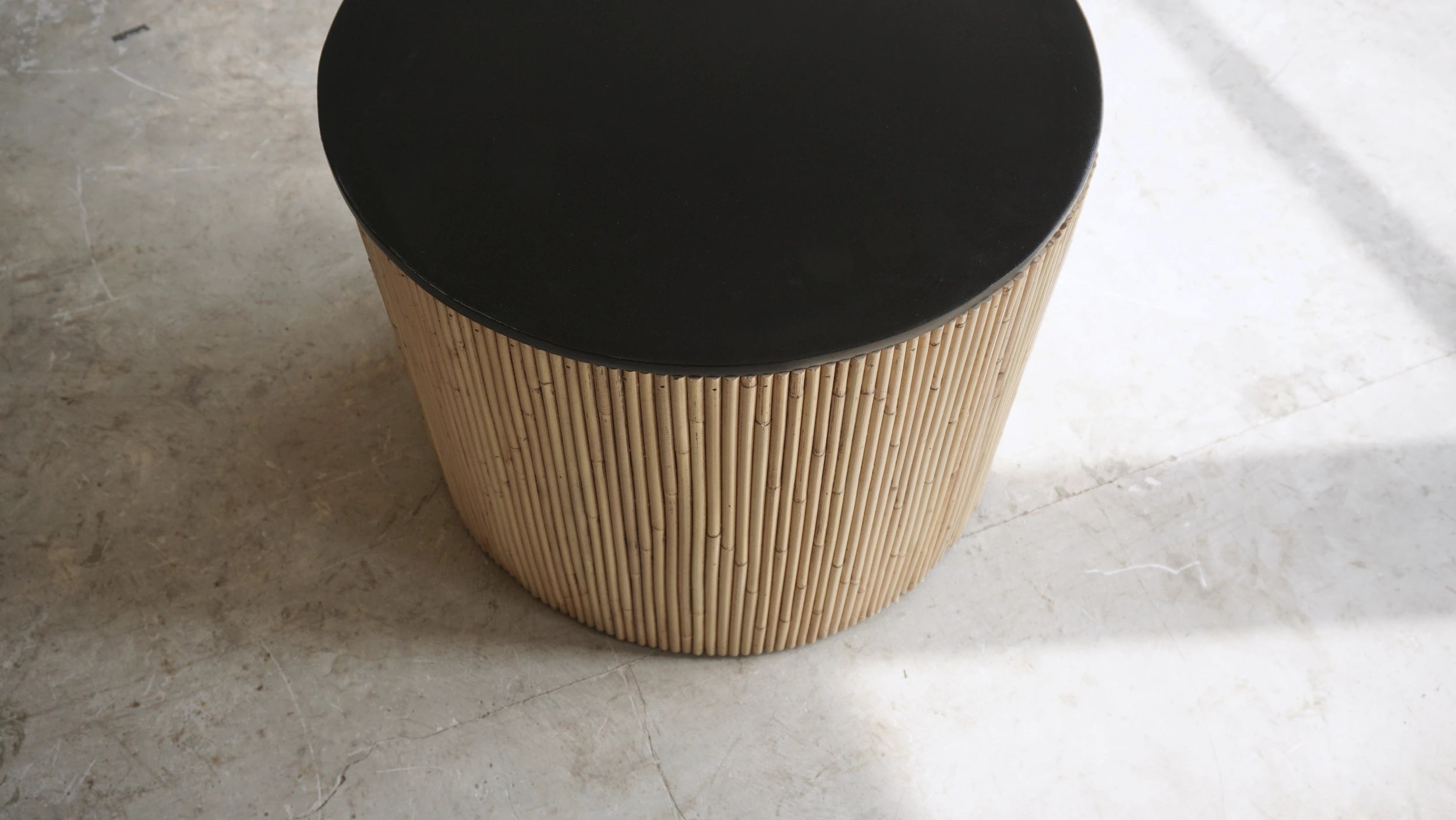 Marseille side table