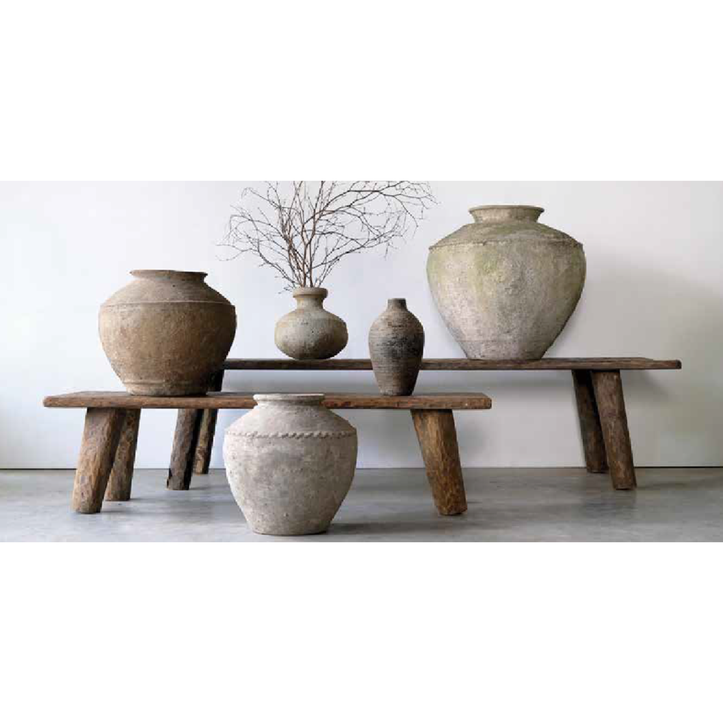 Amadoo table in rustic teak