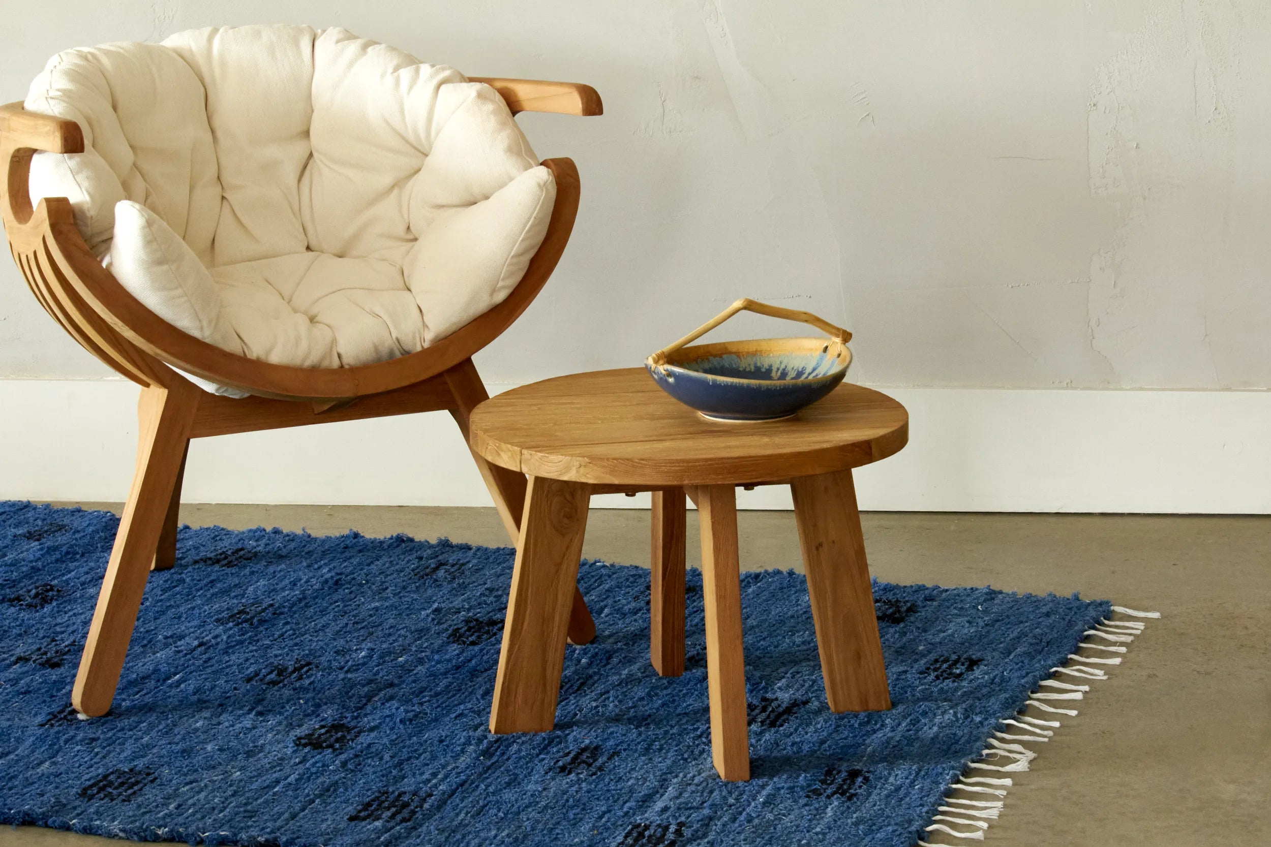 Table basse en teck Mikano