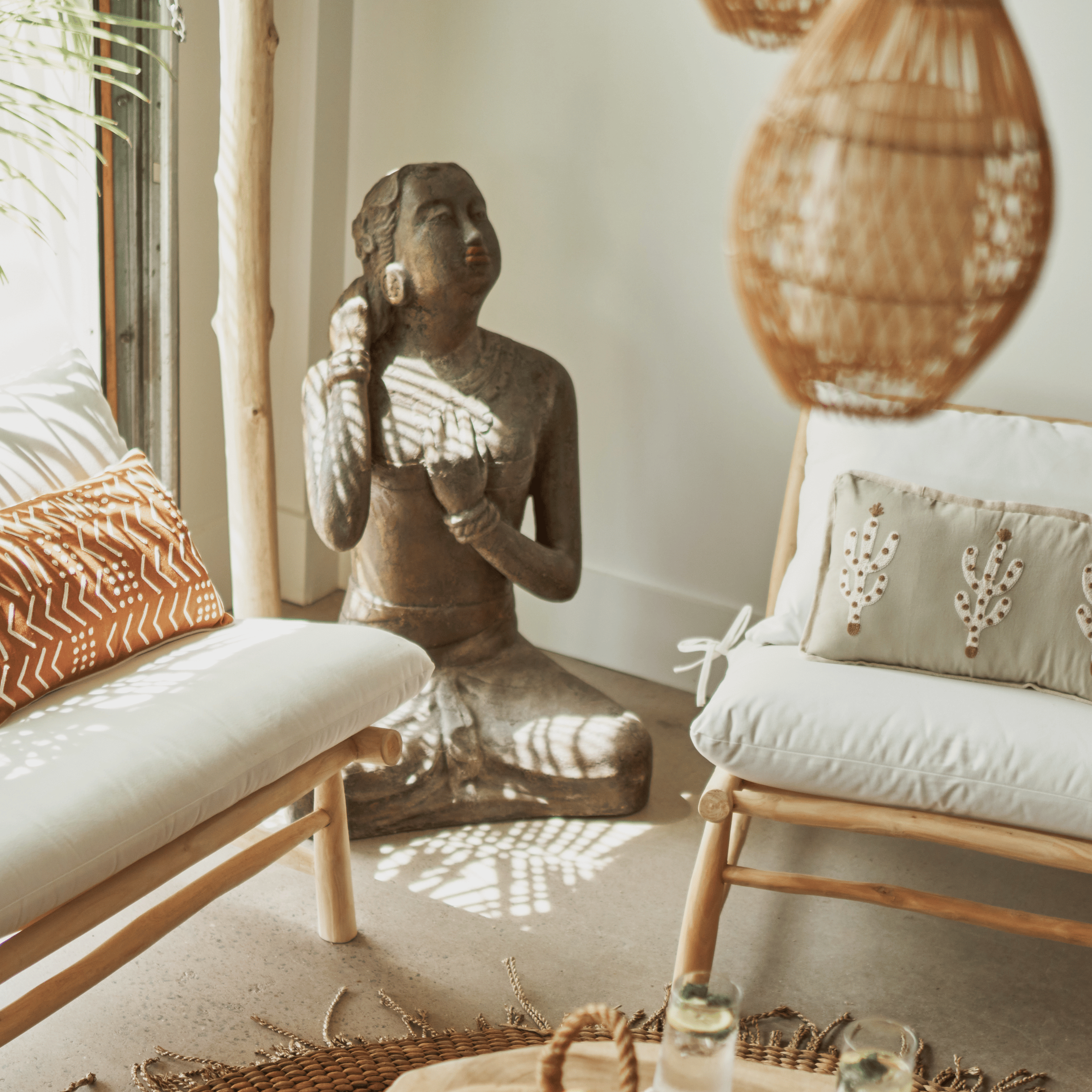 La statue déesse - CRUSOË