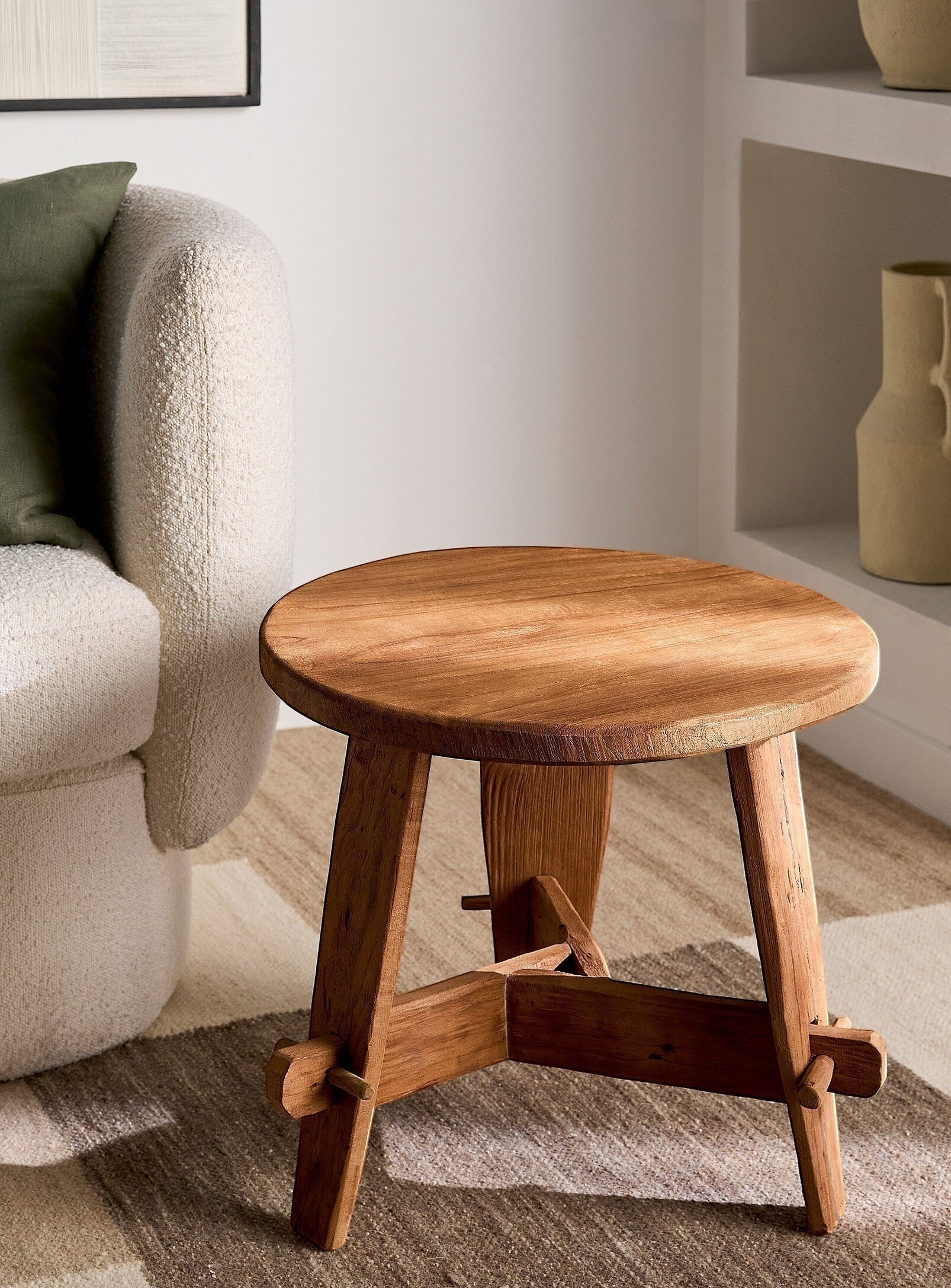 Rembrandt side table in recycled teak