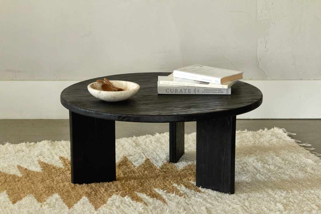 Tuscany Coffee Table / Black or Natural