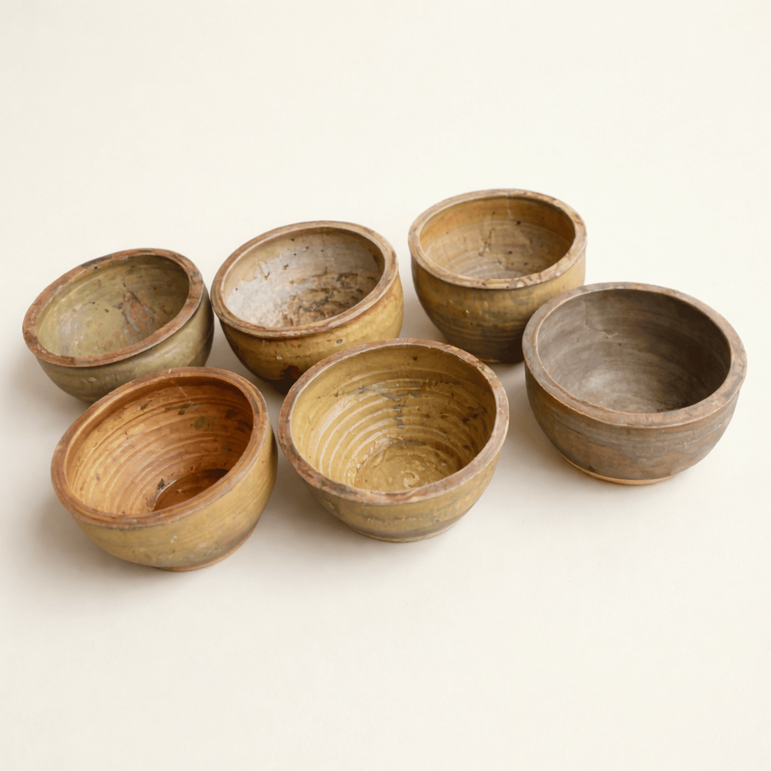 Antique ceramic bowl - 300 years old