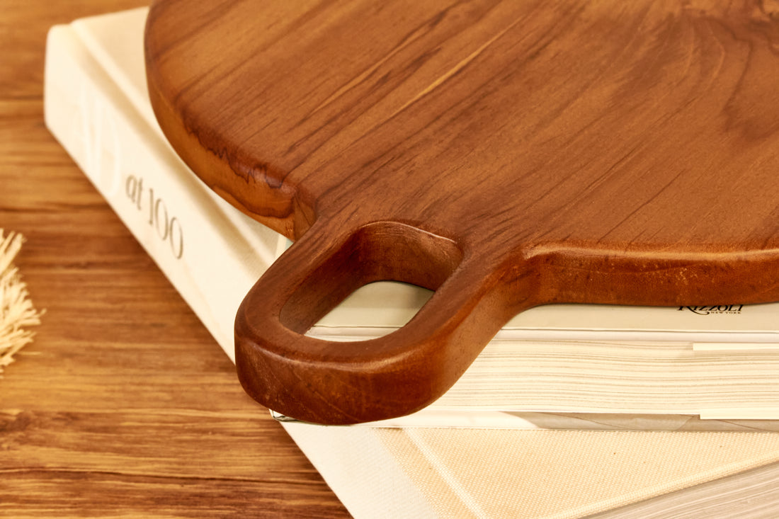 Round teak wood tray