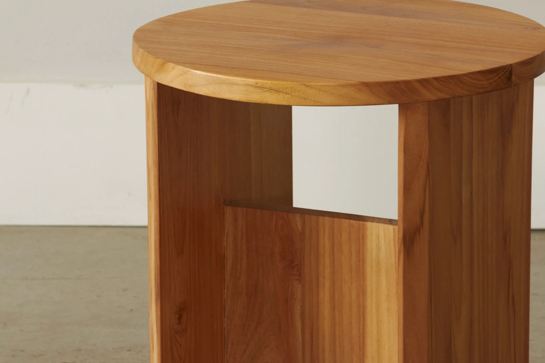 Tabouret en teck Nika