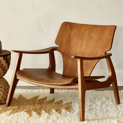 Nordik lounge chair in solid teak