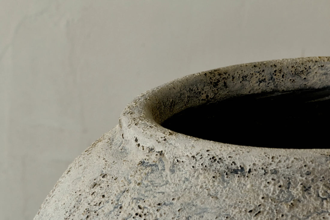 Greco - Grand vase crème antique