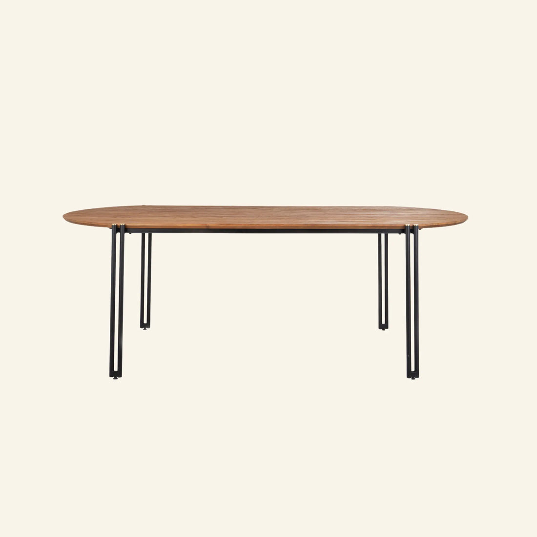 Table de cuisine en bois massif de teck et pattes en métal de la collaboration exclusive CRUSOË X dBodhi
